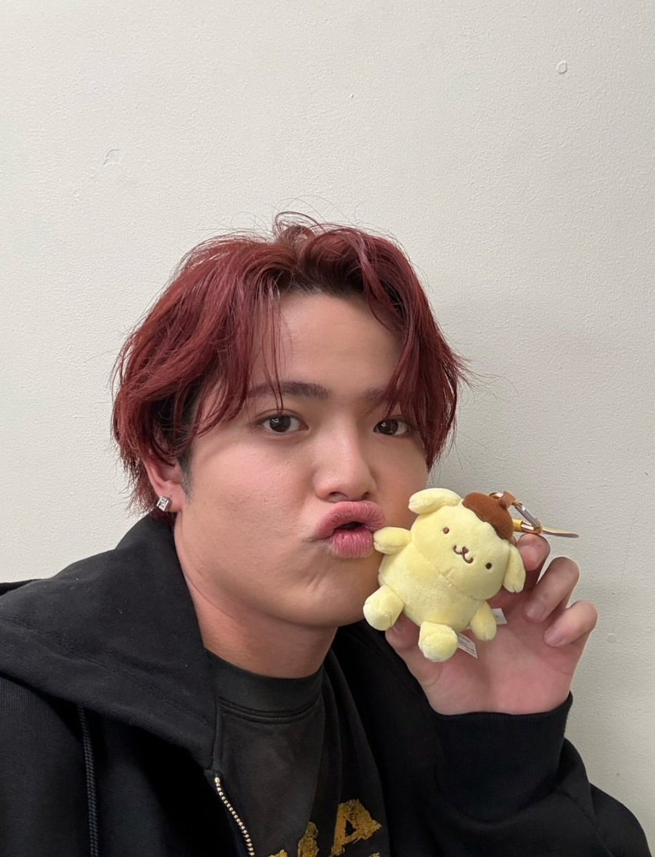 ku baru ngeuh, kalo aku jarang ngomongin bang shizu 😭💛 mff yh bang, pokonya kamu, 
ka.. 
ka.. 
ka.. 
ka..
ka..
karnival karnival 🙌🏻