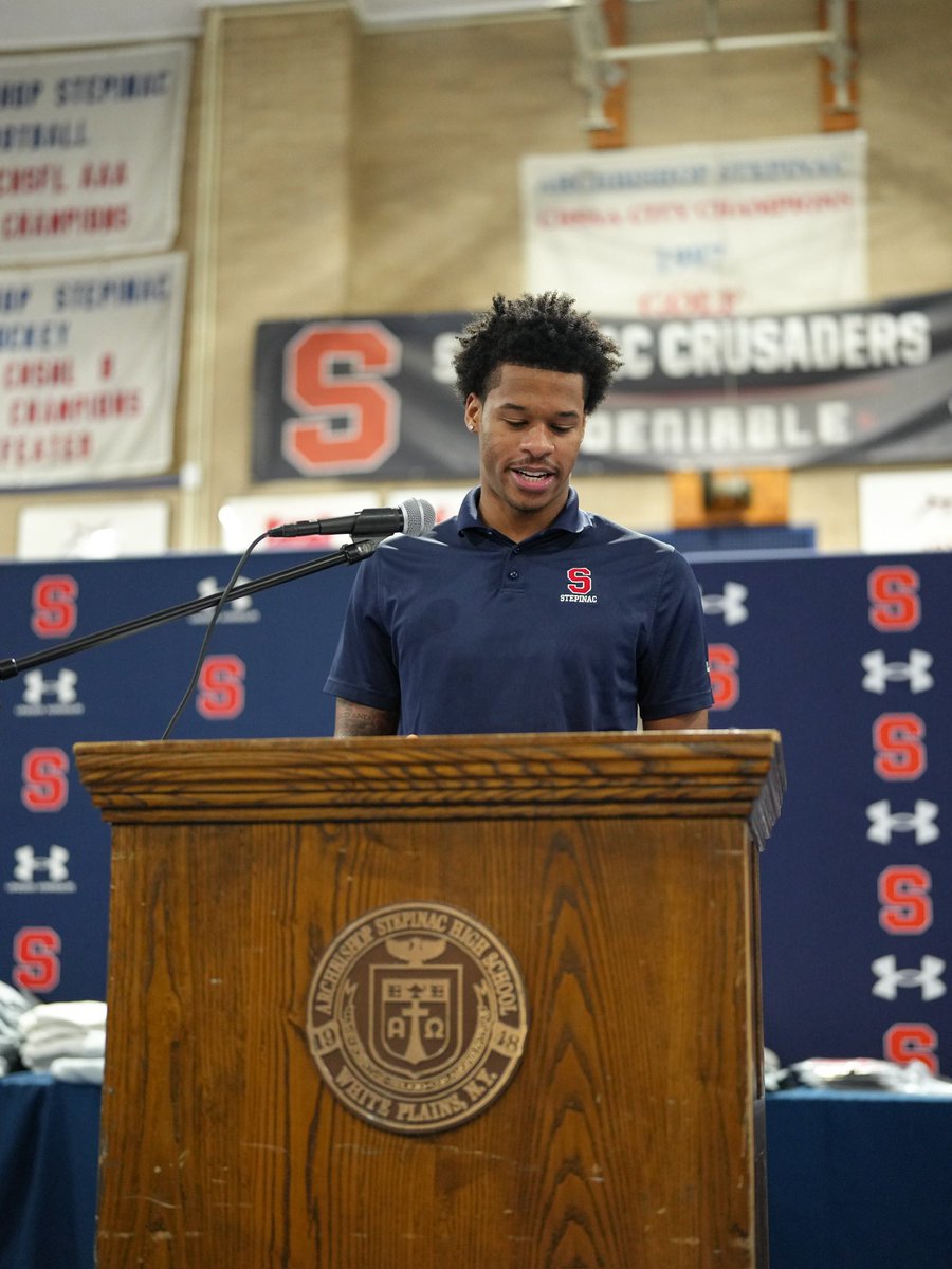 step_basketball's tweet photo. Year end Basketball Program Dinner - Championship Dinner! 4PEAT!! 
Frosh 22-2 / JV 13-9/ Varsity 26-4 / Varsity B 17-2!!
📸: @MovingPictureny 
#Stepinac #CHSAA #NY #DefineYourFuture https://t.co/xMMRX1WJvw