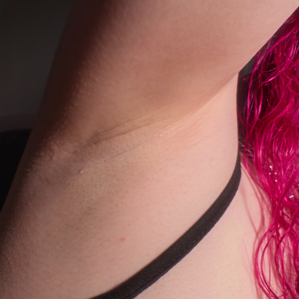 alice 🖤👻 tweet media