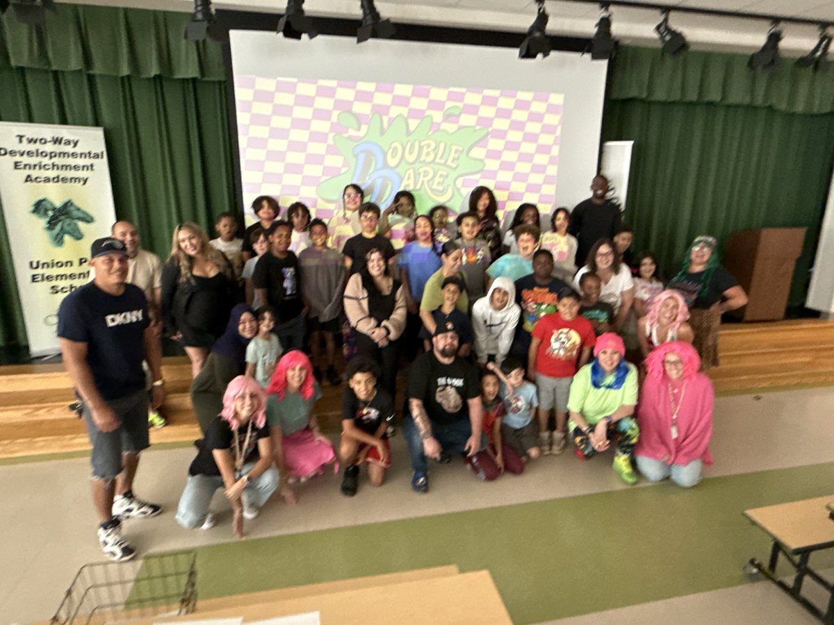 ColleenAdkins22's tweet photo. Another great turnout for Double Dare review night! @UnionParkES  @TannerJesso https://t.co/xUhdTRrMTE