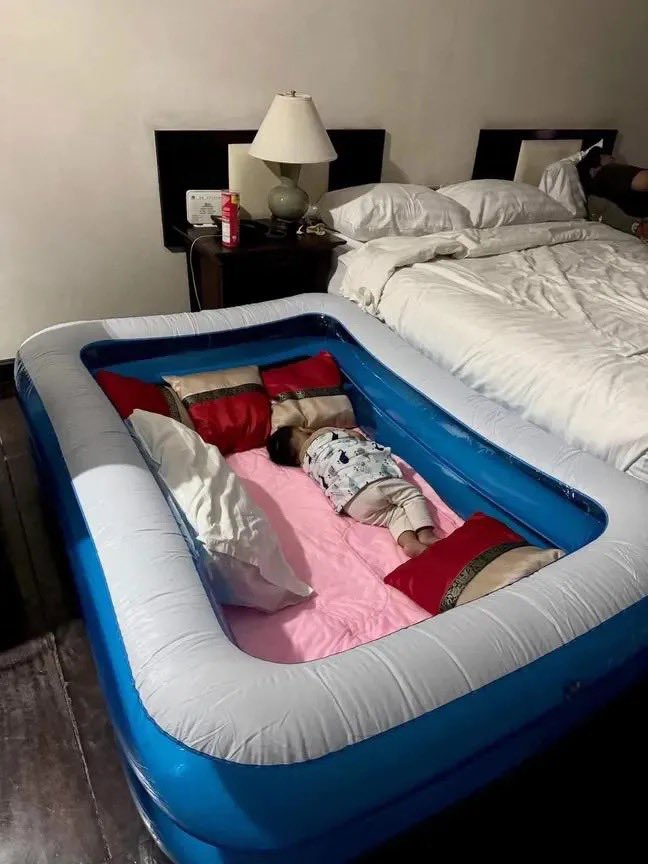 mood swing tweet media