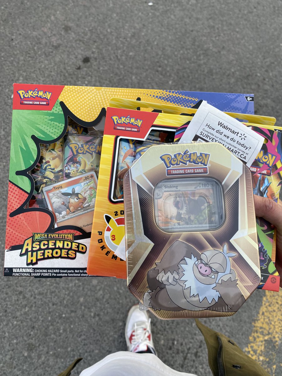 akiraBabyyyyyy's tweet image. Caughtttt a restock right on time… only 1 ascended heroes pin box! It’s been a while since I got anything good from a pokemon raid. 🫠 no one knows there’s a restock either cause no line up. #pokemon #pokemontcg #buy #pokemonraid #tcg #raid