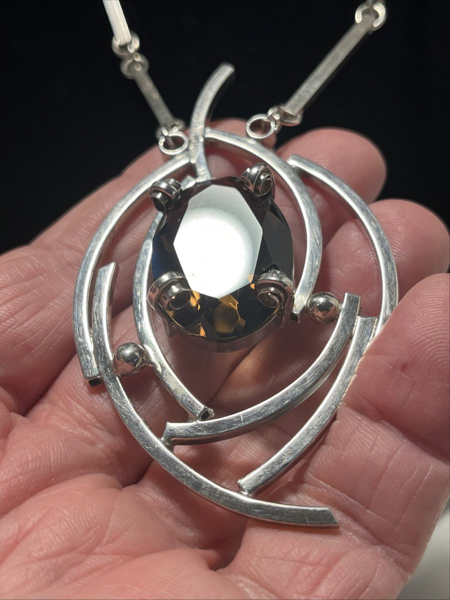 gregory white tweet media