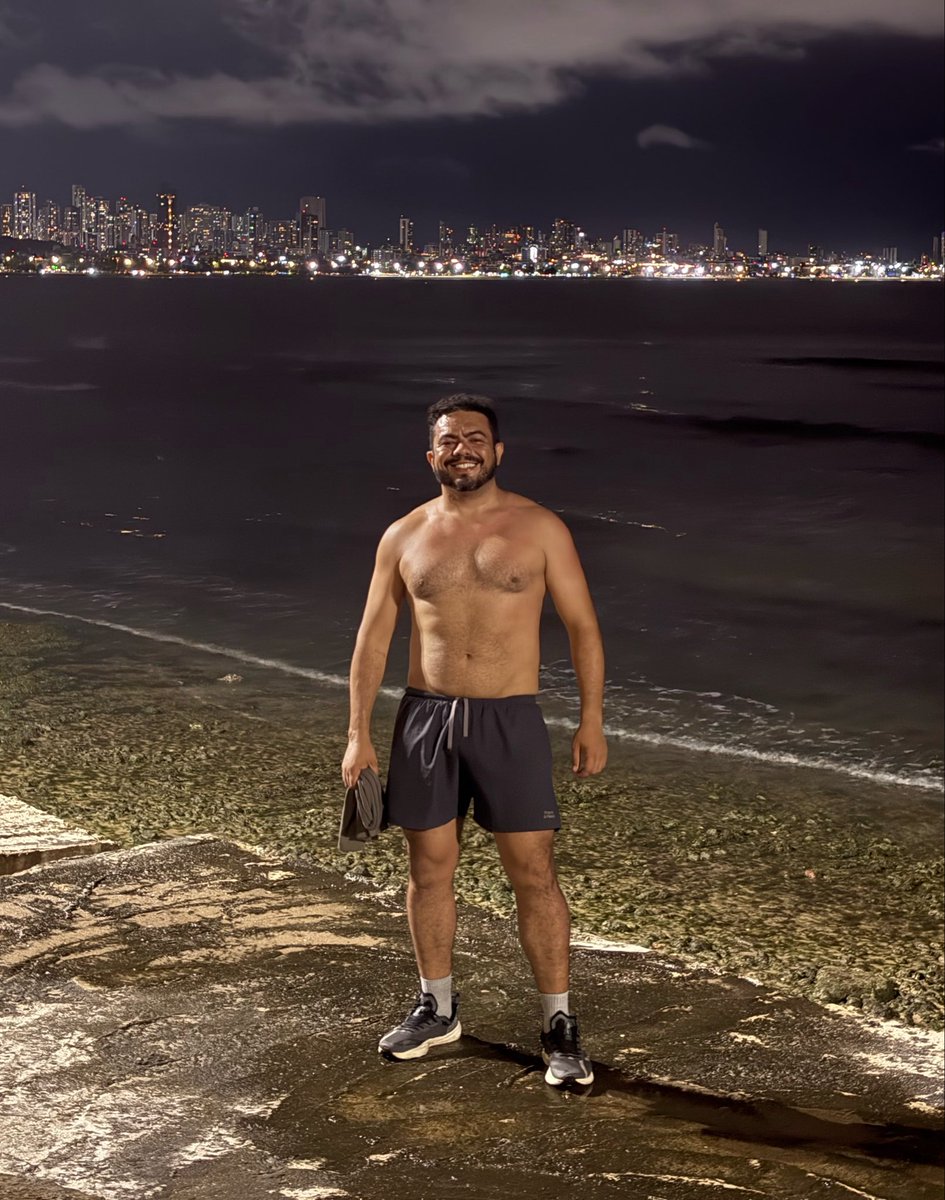 danoinho tweet media