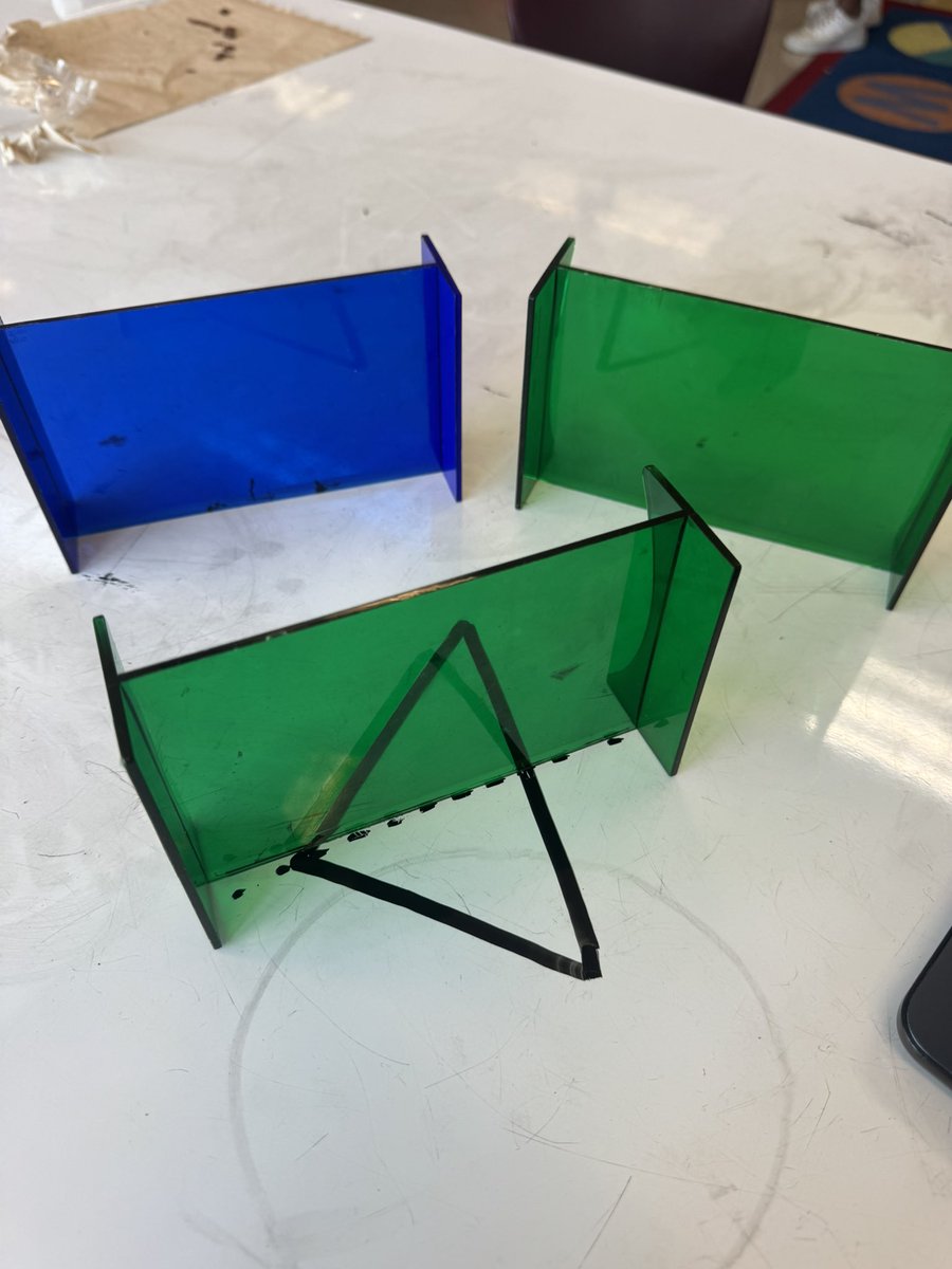 PowellinPrimary's tweet image. I love exposing students to new math tools!  Today I reviewed symmetry with my @HopeHillElem scholars.  They thought these geo mirrors were “So Cool!”  😎 

I agree! 
#mathismyjam #geometry #handsonlearning