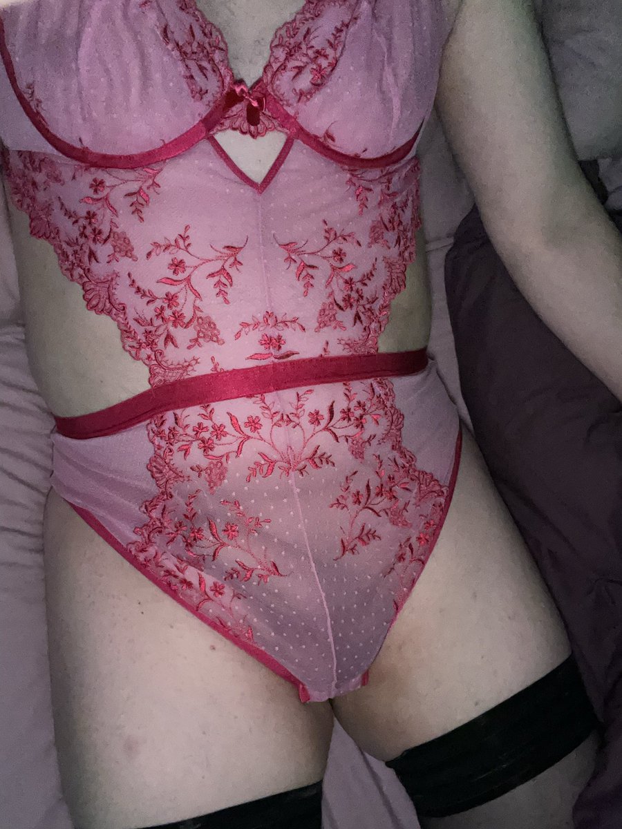 Kelly Stockings tweet media