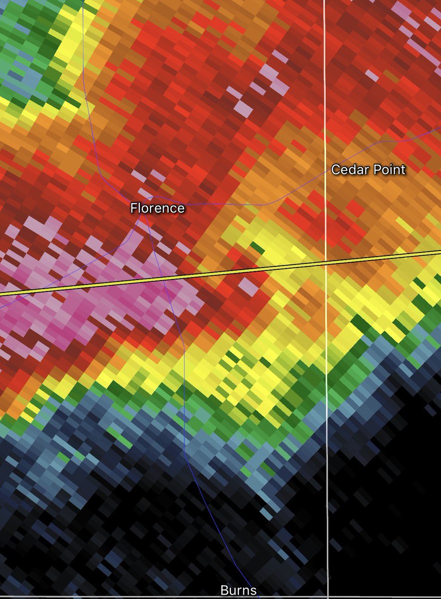 WeatherWatcherX's tweet image. Tornado soon near Florence, KS. 

Take cover!

#tornado #weather #wxtwitter #KSwx