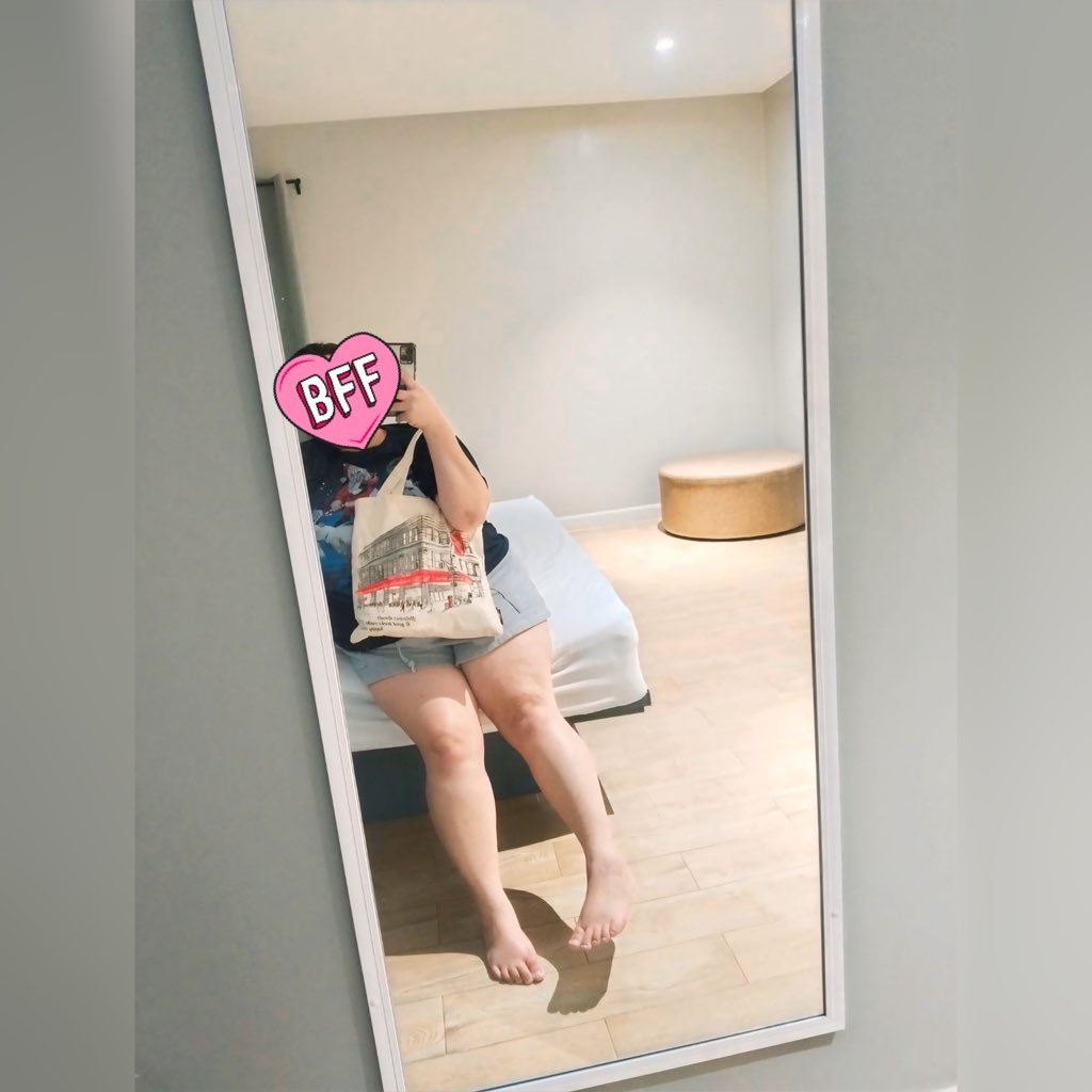 แปดริ้ว สาวอ้วน tweet media