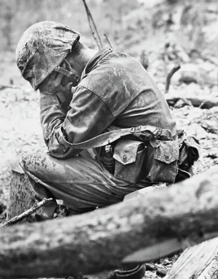 WW2Facts's tweet image. U.S. Pfc Frank Pomroy from H-2-1 1st Marine Division rests by himself after 36 hours of intense continuous combat against Japanese defenders on Peleliu in September, 1944.

#History #WWII