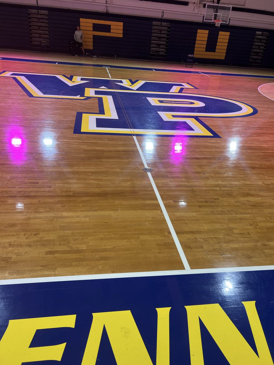 AnthonyNess2026's tweet photo. After an amazing visit @WilliamPennU and talk with HC John Henry @WPUBasketball and @CoachBLenhart I’m so grateful for the offer to play basketball for this historic and amazing university. https://t.co/RukuKYrHv9