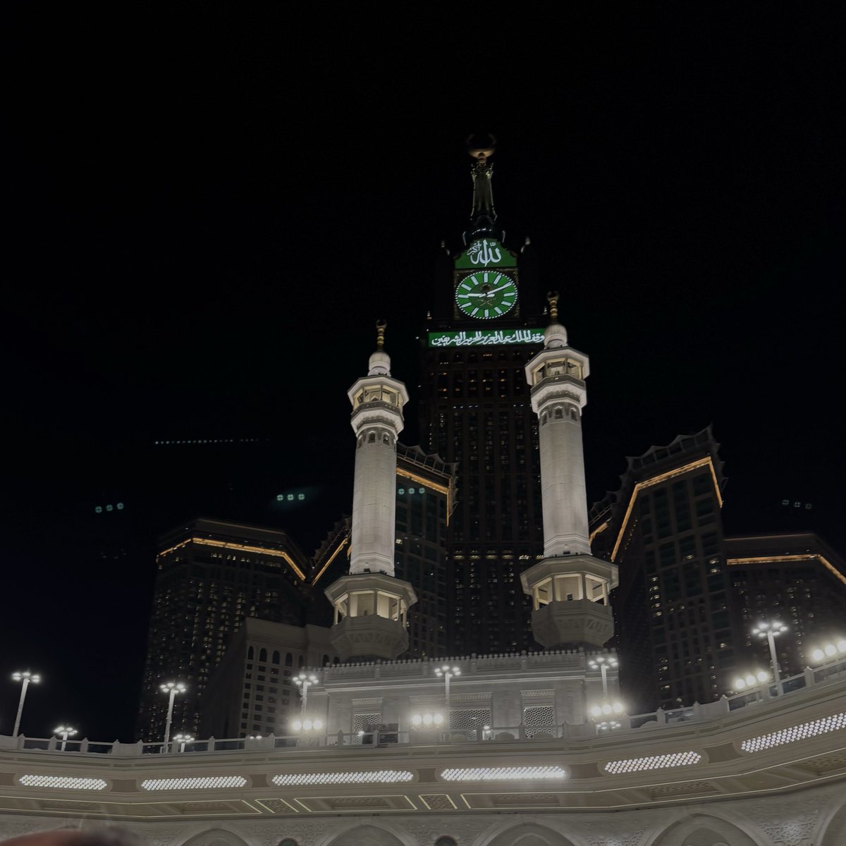 ريناد الخلف . tweet media