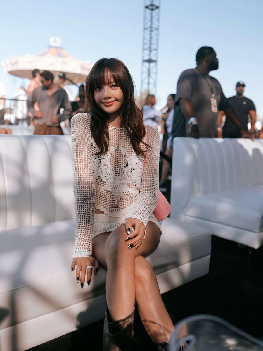 Vixi²⁷ tweet media