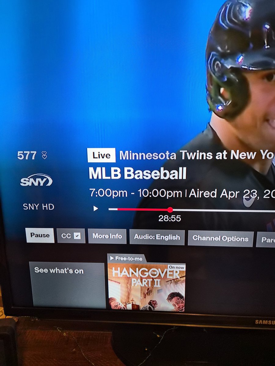 CDeMauro15's tweet photo. @VerizonSupport I did not turn on SAP settings. And the photo shows that the Audio is set to be in English. The speakers are not the voices of the normal @SNYtv broadcasters. It seems that the Spanish radio broadcast is coming in. https://t.co/b1xA7opZsK