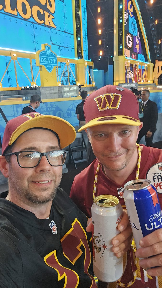 Bleeding Burgundy in The Bunker tweet media