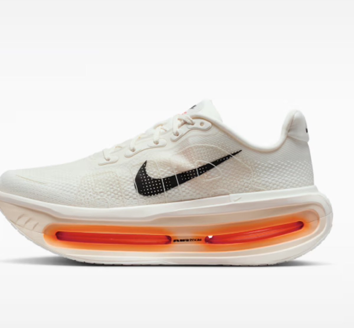 SNKR_TWITR tweet media