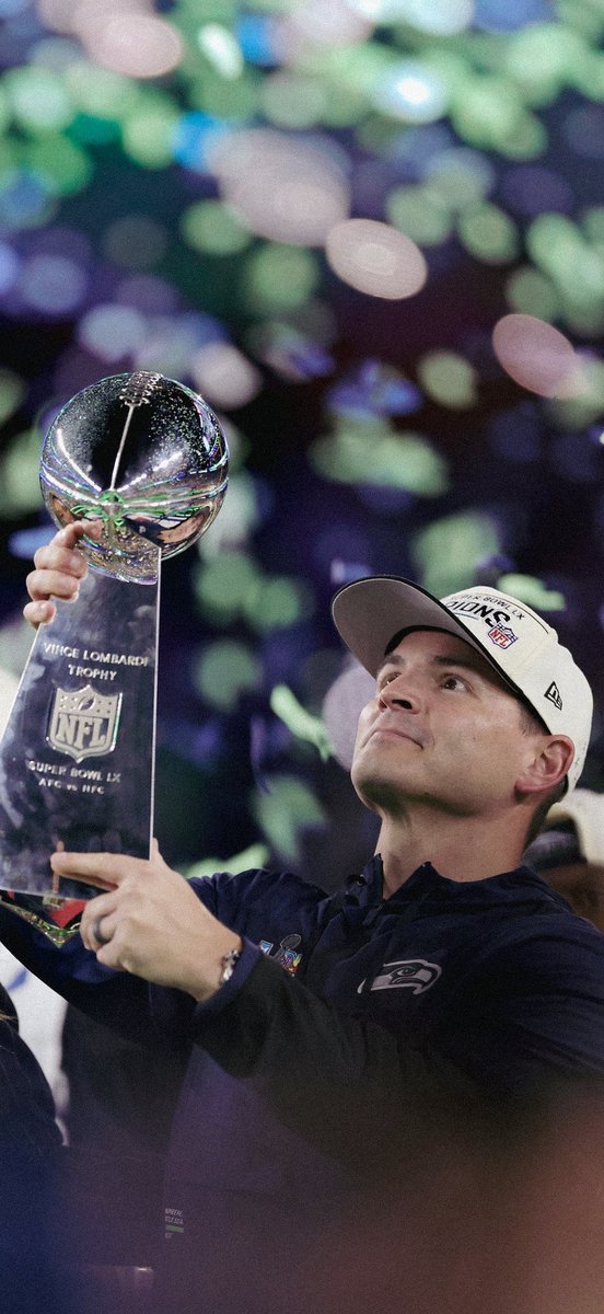 luke 💍💍 tweet media