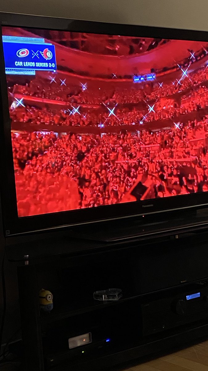 Leslie Carson tweet media