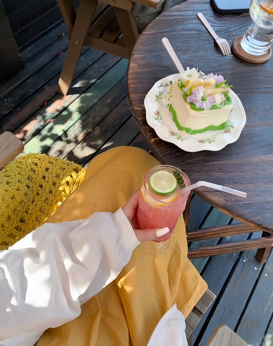 江月诗 tweet media