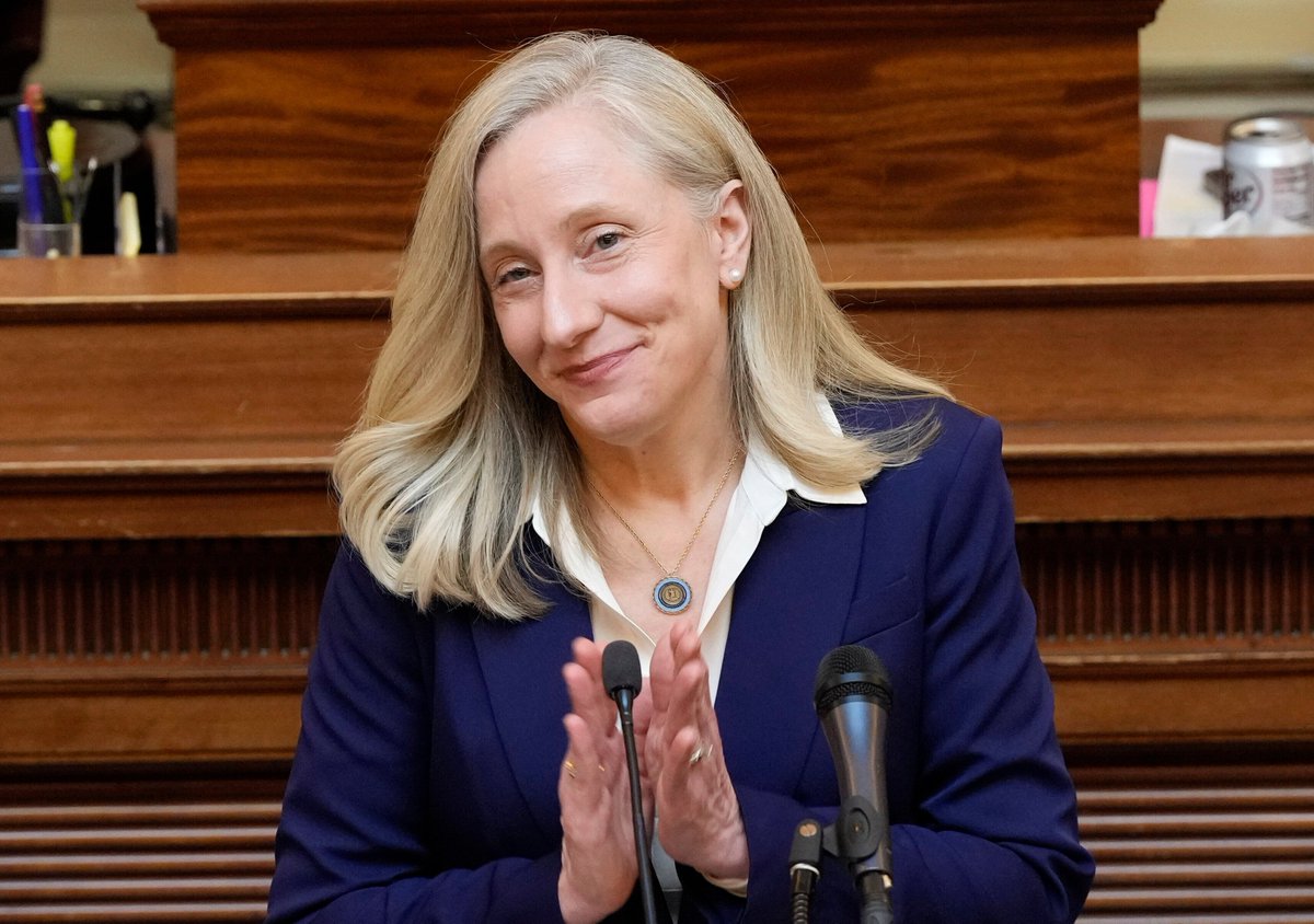 Democrats Deliver tweet media