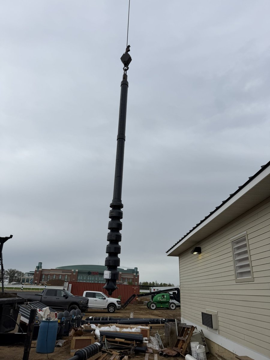 COMPLETEWELLLI's tweet photo. @MCIpumpstation  install complete. 7 turbines and 2 submersibles. https://t.co/itFZACvDr4