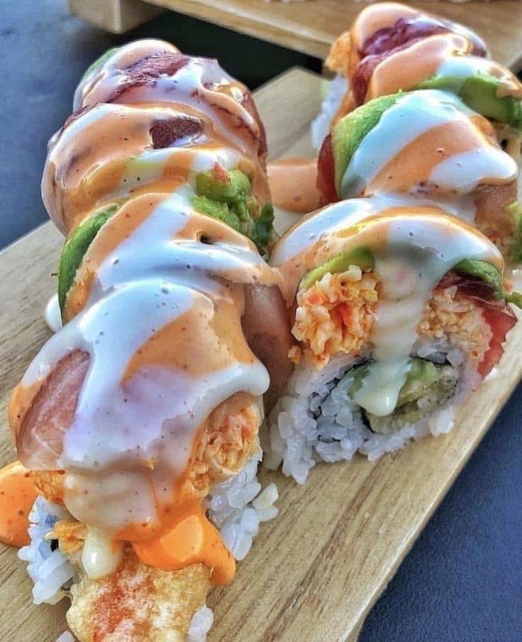 layxsnv's tweet photo. Them: Sushi is so nasty! How do you eat that!! 

Me: https://t.co/I5WH51c2Wq