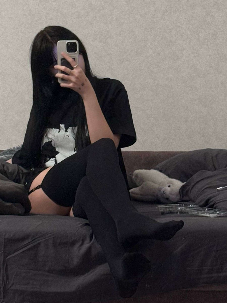 fknyuii's tweet photo. just existing https://t.co/5WSZvHaaE5
