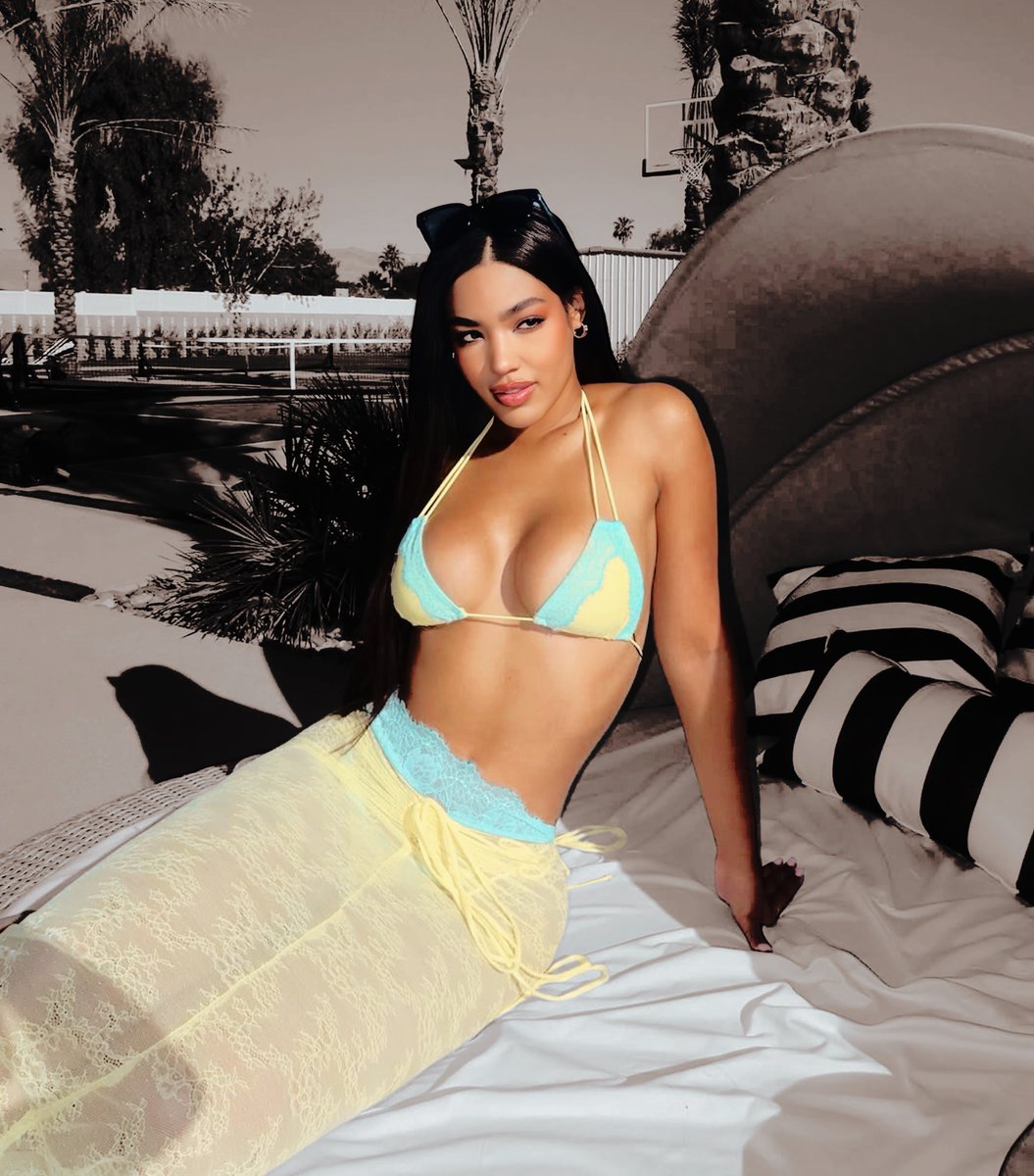 ‍ ‍ ‍﹙ ‍﹒﹒ ‍﹚ ‍𝐱͟𝐨͟, ‍ ❦ ‍𝑔𝑖𝑢𝑙𝑖𝑎. ‍ tweet media