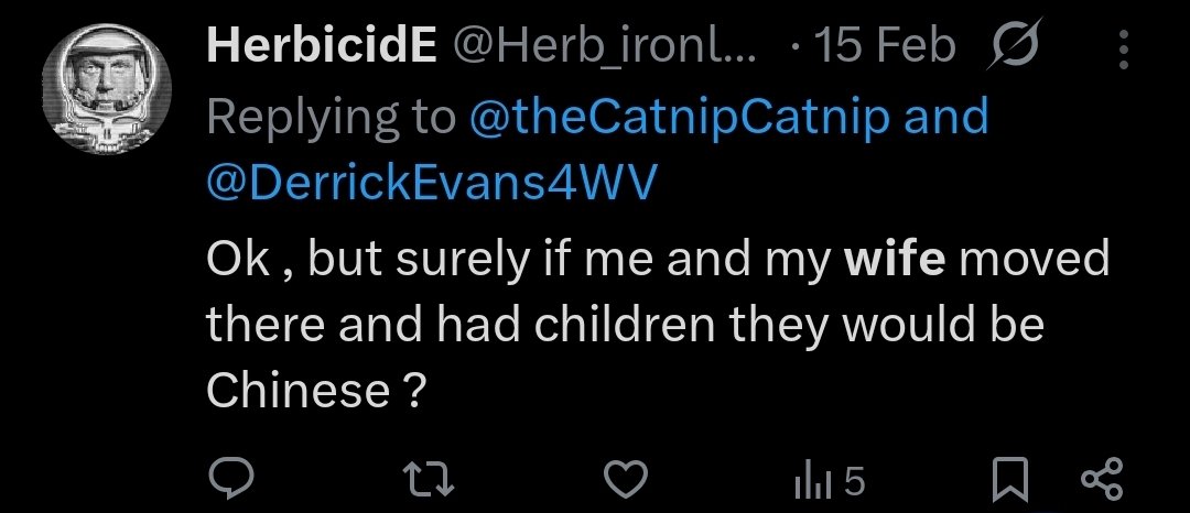 URBoring tweet media