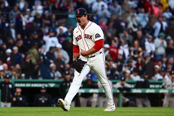 6 IP, 3 H, 1 ER, 1 BB, 11 K #Mercy 🔥