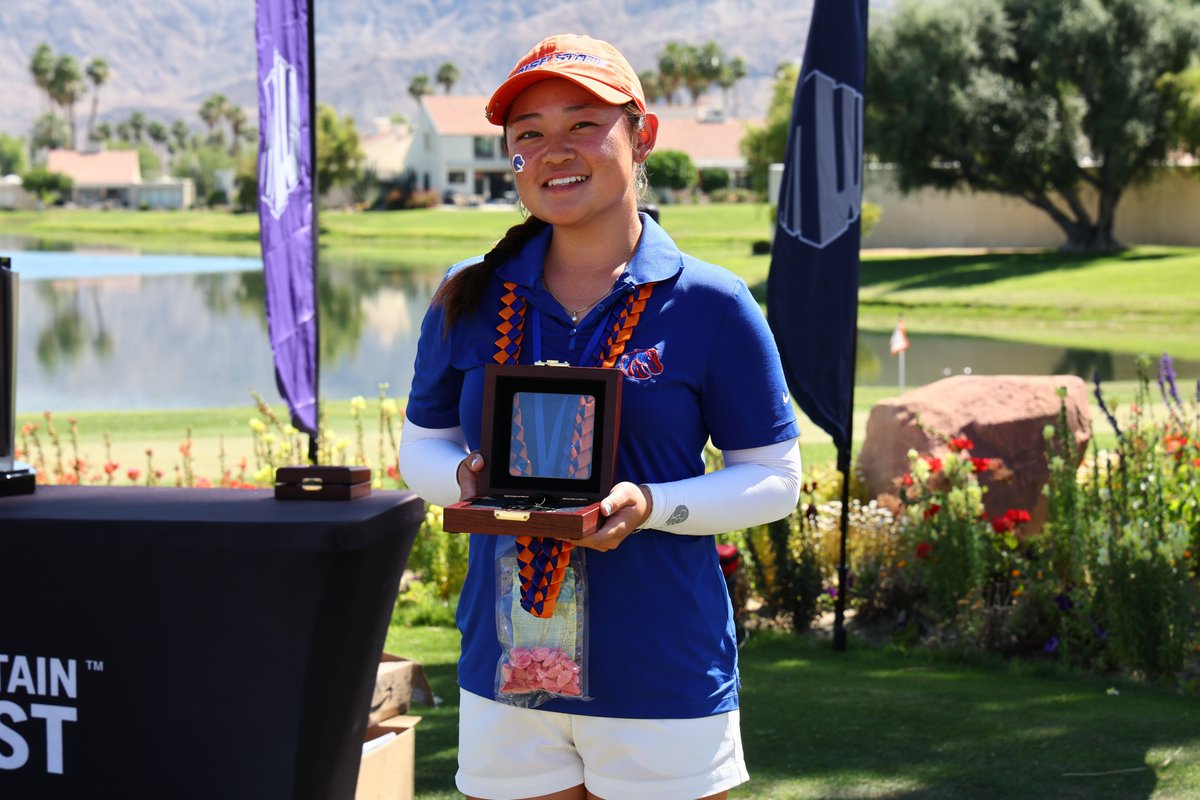 BroncoSportsWGF's tweet photo. Woke up feeling like a 𝙘𝙝𝙖𝙢𝙥𝙞𝙤𝙣 💙🧡

#BleedBlue | #WhatsNext https://t.co/RqkZypQDhz
