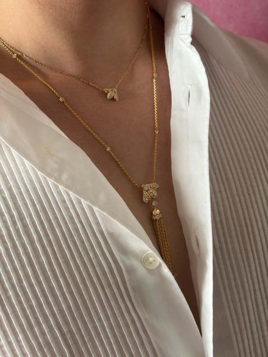 StrayKidsBrasil's tweet image. 「 #INSTA • 23.04.26 」 
LINDO! Atualização do Lee Know no seu perfil do Instagram! 💕  [2/2]

“🐝”

@Stray_Kids #StrayKids #스트레이키즈