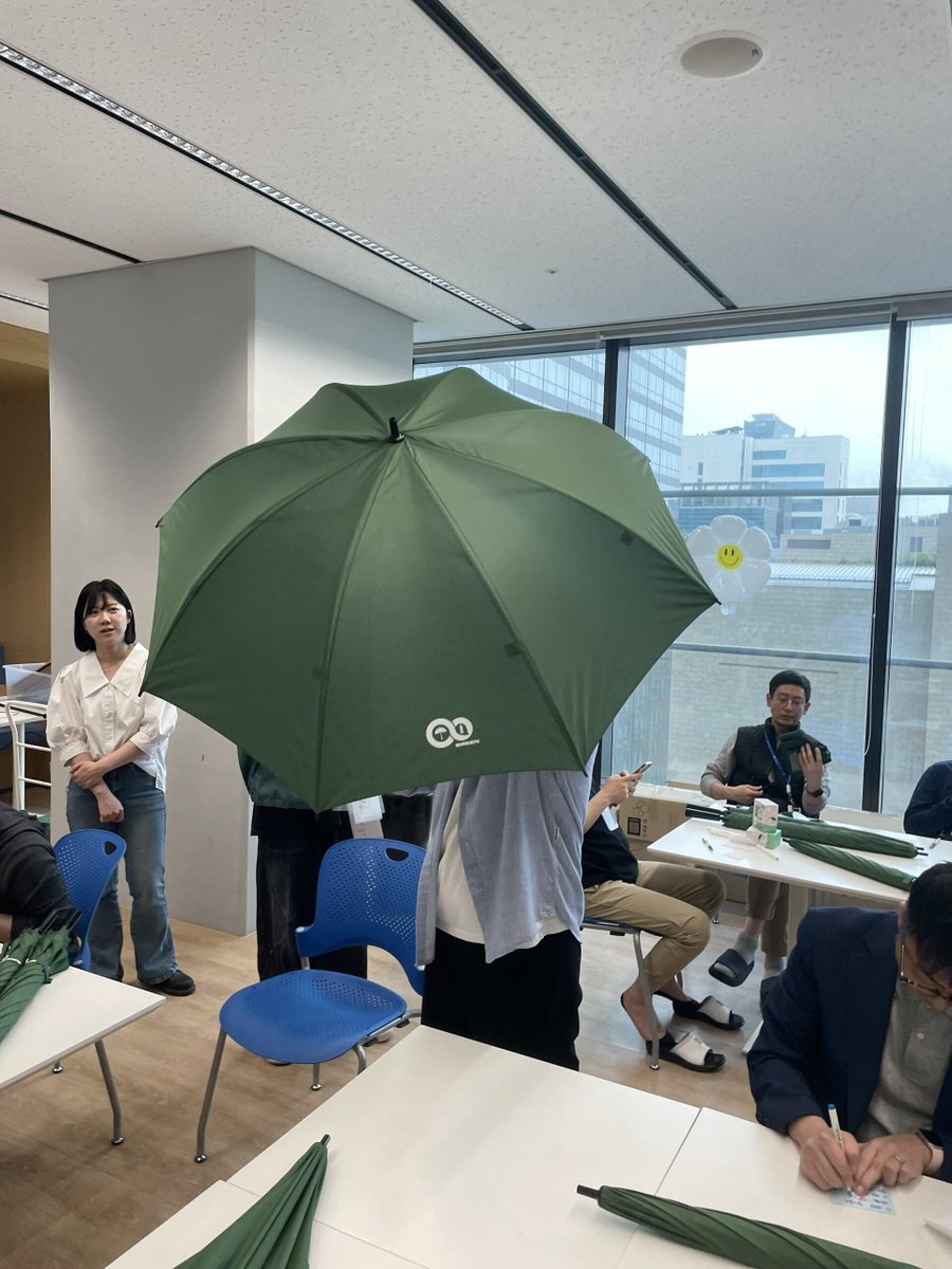 MathWorks tweet media