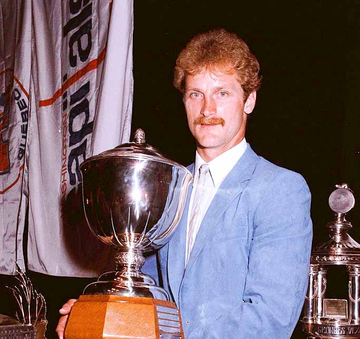 hockey_vintage's tweet image. Happy 69th birthday to HHOFer Rod "The Secretary of Defense" Langway who was born ON THIS DAY in hockey history (May 3, 1957):

1979 Stanley Cup Champion
2-time Norris Trophy Winner
6-time NHL Allstar

#VintageHockey #NHL @CanadiensMTL @Capitals