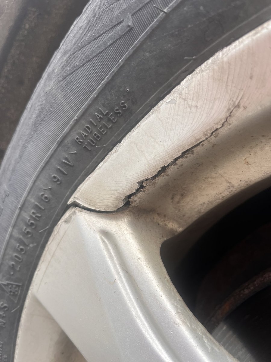 Yvonne Elizabeth tweet media