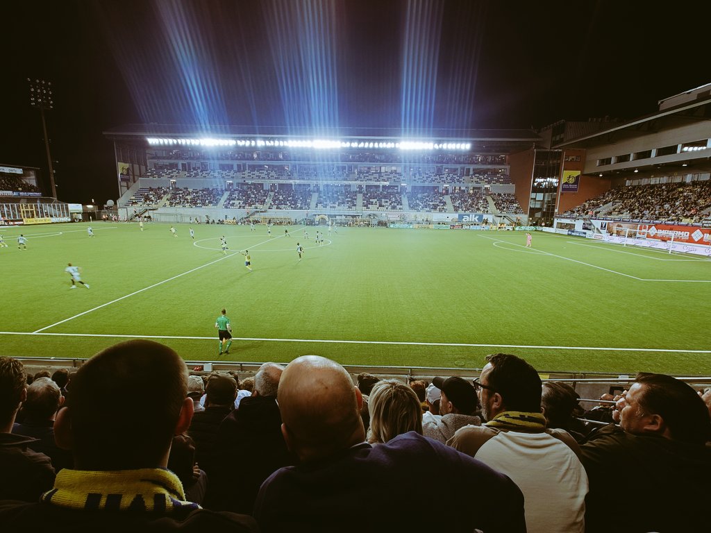 AVGroenbeek's tweet photo. 📆 19/10/2025
🆚 STVV - RSC Anderlecht 
⚽ 2 - 0
🏟️ Daio Wasabi Stayen Stadium
📍 Sint Truiden 
🏆Jupiler pro league Champion's Play-offs
🎟️ €32
#groundhopping #STVAND #JPL #groundhopper https://t.co/YEPBaF2LUD