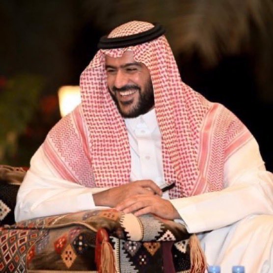 عجيب أمر البعض! يغيبون في أيام الانتصارات والأفراح ولا يظهرون إلا ليتصيدوا في الماء العكر بمجرد تصريح شكر لوزارة الرياضة. أين كانت هذه الأصوات حين شكر الأمير عبدالرحمن بن تركي الوزارة؟ 

وأين كانوا عن أزمات تأخر الرواتب في فترات سابقة؟

نحن جمهور الوفاء، نعرف من يعمل ومن يتربص.