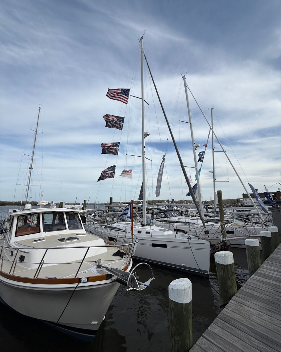 CSpringBoatShow's tweet photo. 🚤 A look back… and ahead! Last year’s #CTSpringBoatShow was one to remember — and we’re ready to do it again.

Join us as we celebrate 10 years of launching #boatingseason — the show kicks off tomorrow at 1 p.m. in Essex ⚓️ https://t.co/P4mowReogL https://t.co/LkUYuHvmA3