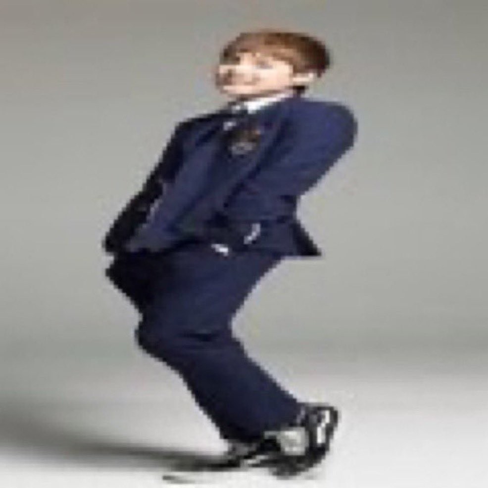 𝖬𝖺𝗅𝗅u⁷ VAI VER BTS E ENHA tweet media