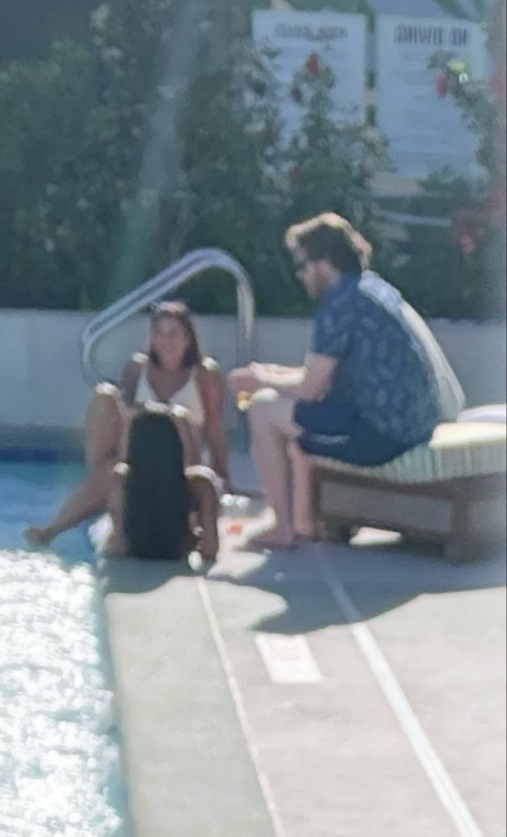 Kelly Keegs tweet media