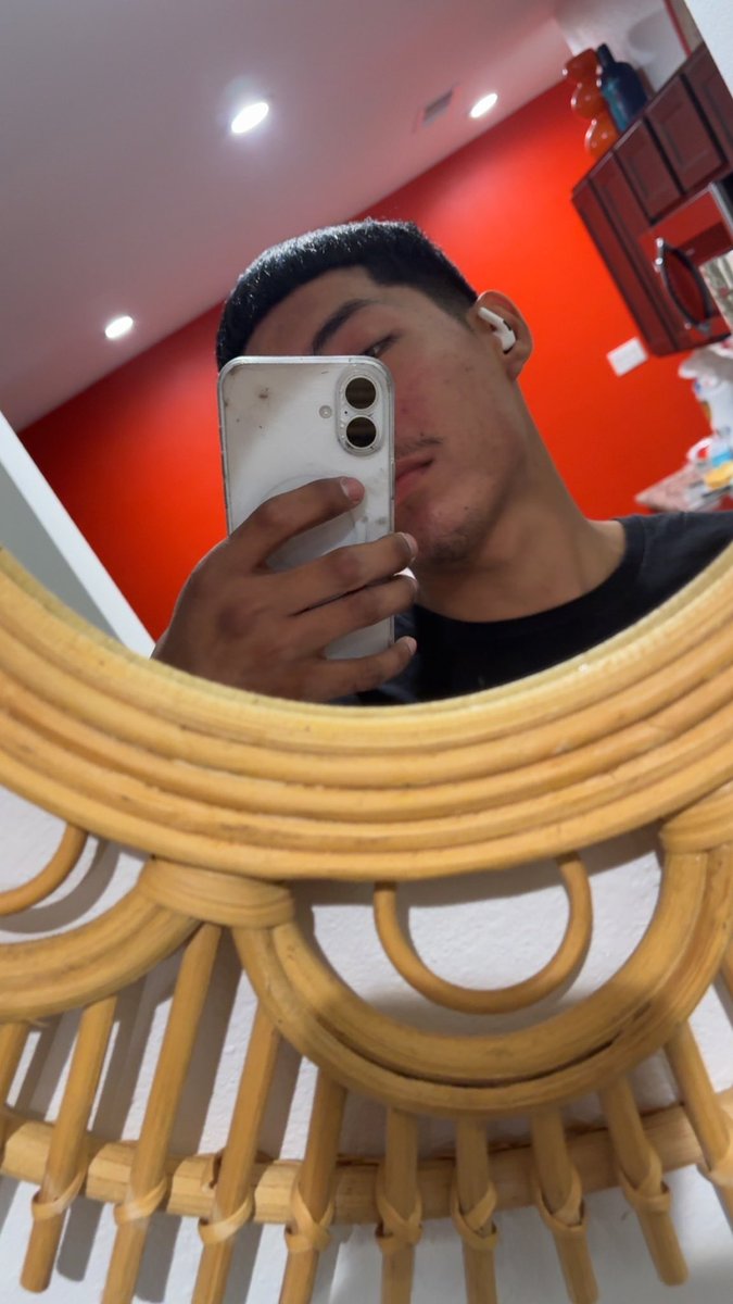 Zach tweet media