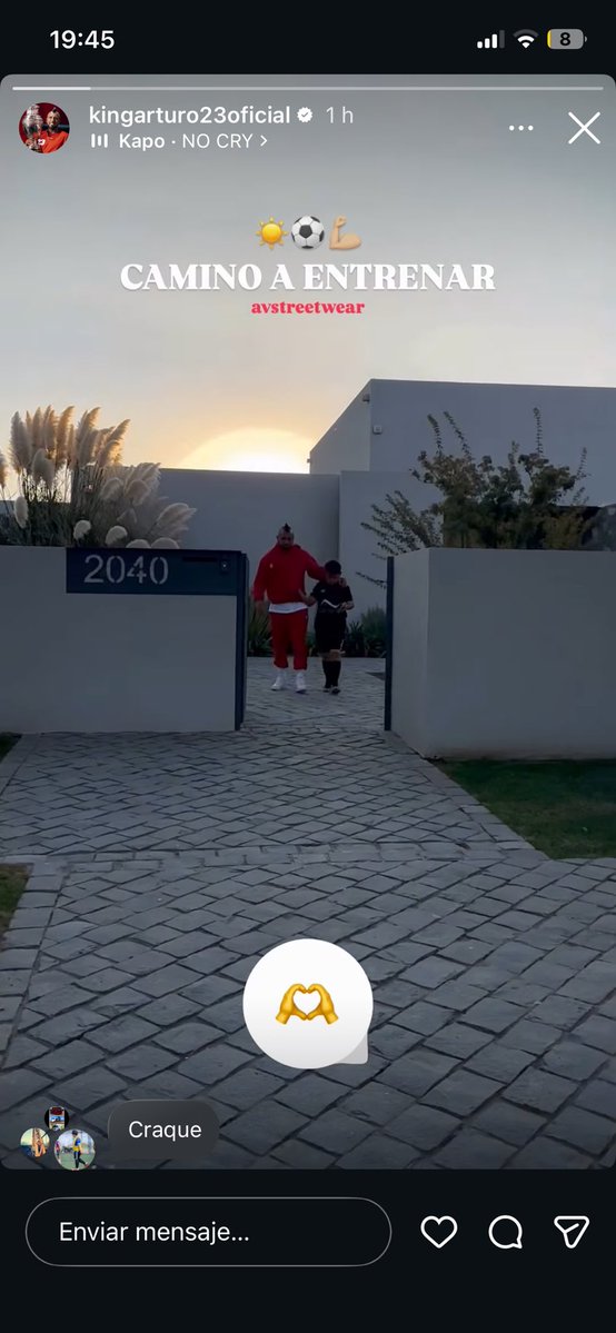 Mientras toda la humanidad estamos en el 2026, Arturo Vidal vive en el 2040.