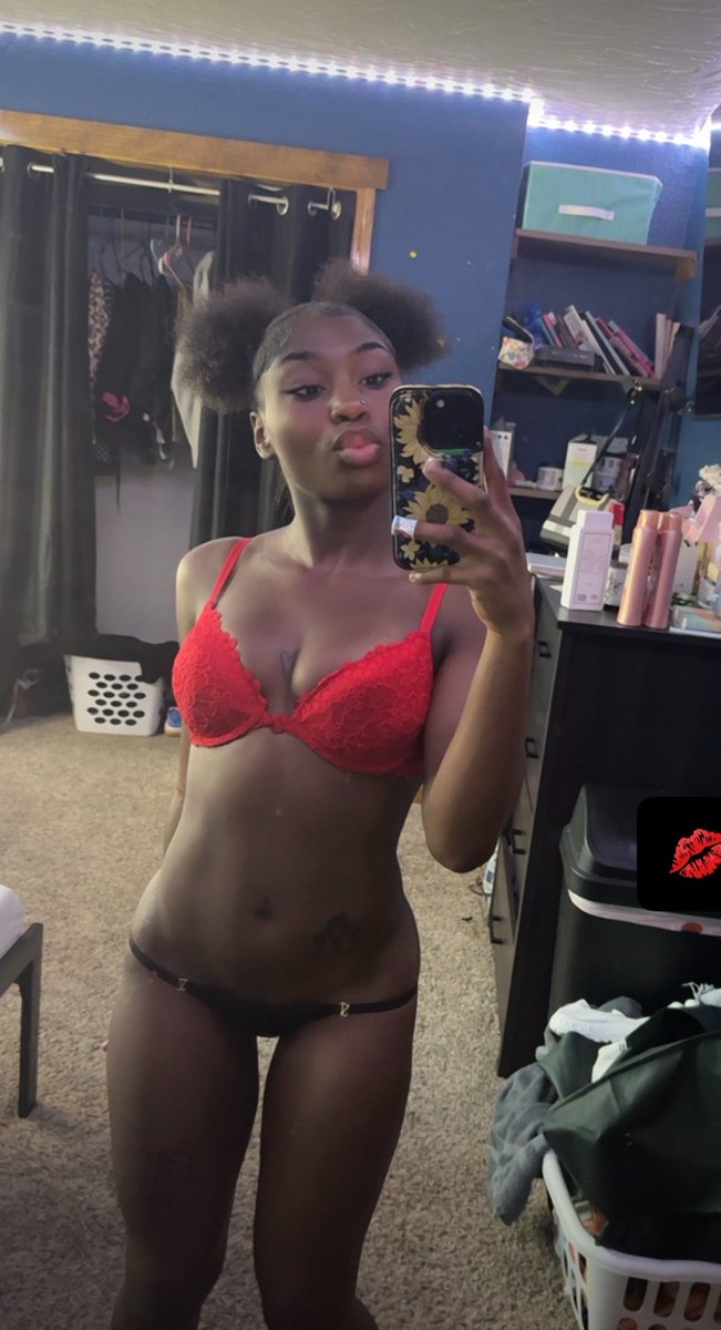 Mrs Hayes tweet media