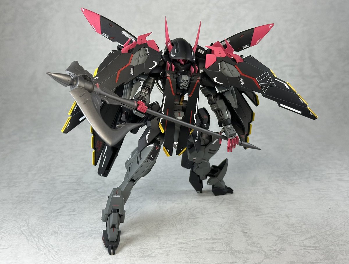 vambino_modeler's tweet photo. 第1回の選抜オーディションを終えて次に作成した塗装2作品目はガンダムグレモリー！1回目の反省を活かして乾燥時間ちゃんと確保する、デカール作業を丁寧に意識して作った記憶があります。

今でも結構お気に入りなんですよ。粗はあるけどかっこいいでしょ🤭

(続く？) https://t.co/MxTcKFPc7e