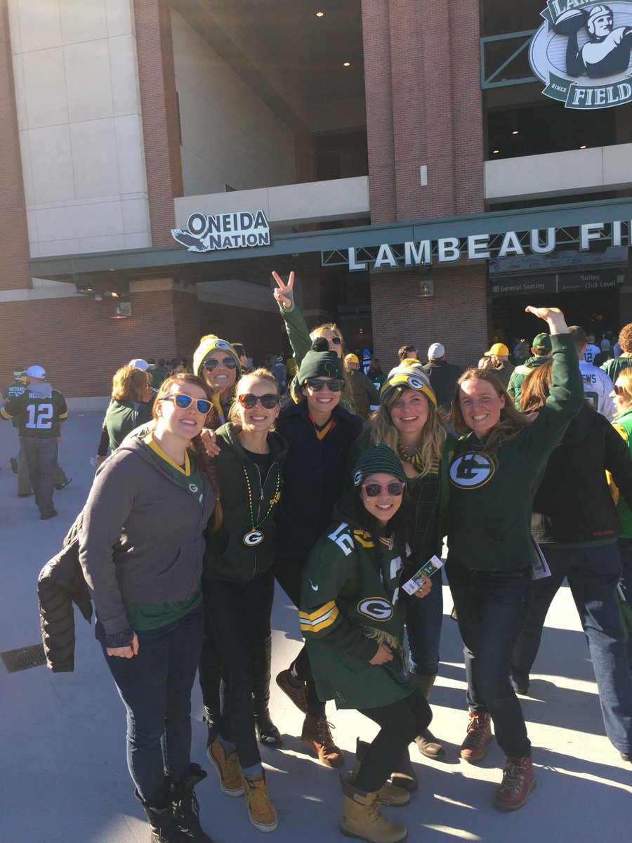FrancescaHongWI's tweet photo. Happy draft day, Packers fans!⁠
⁠
For the first time since 1986, we don't have a first-round pick tonight. So while we wait, I had a few thoughts about what's happening to our team (it's the same thing happening to working people in America).⁠
⁠ https://t.co/WM6r4HpmrO