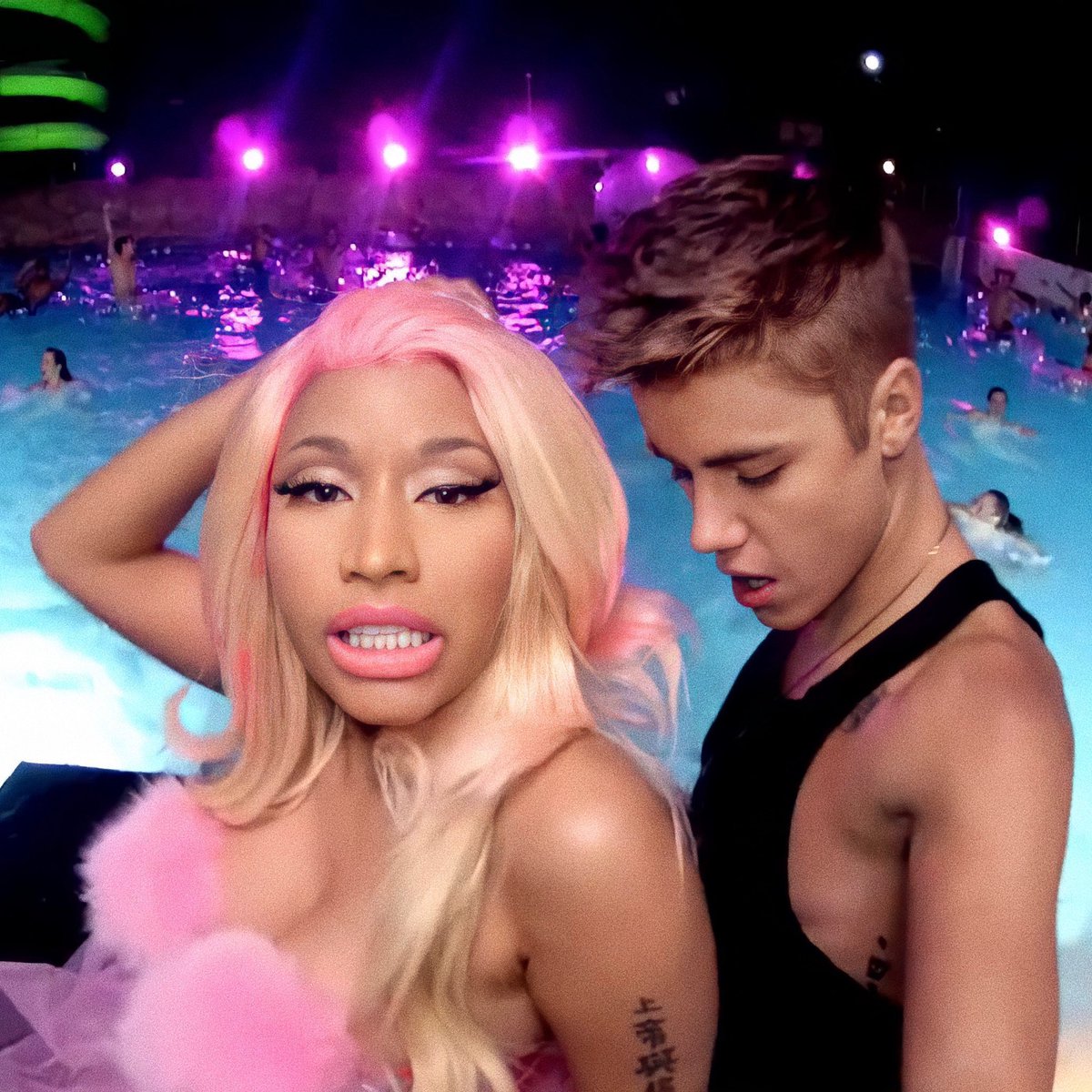 .<a href="/justinbieber/">Justin Bieber</a> &amp; <a href="/NICKIMINAJ/">Nicki Minaj</a>'s "Beauty and a Beat" has been certified Diamond in Brazil (160,000 units sold).