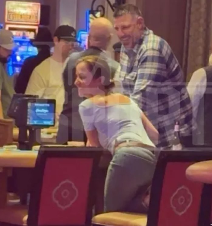 Just Posting Ls tweet media