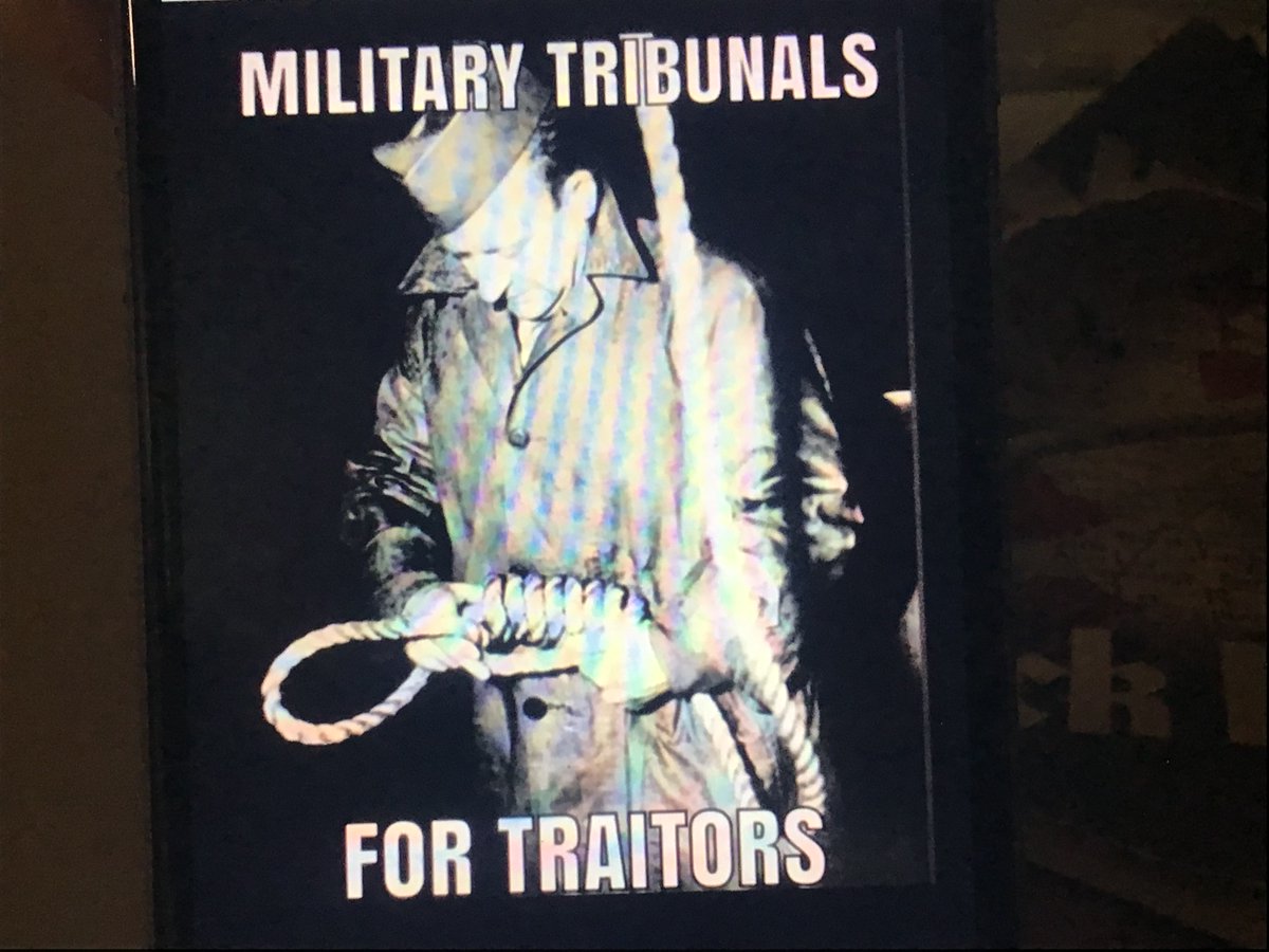 Bizz buzz 12 tweet media