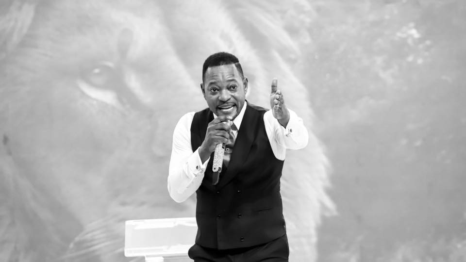 Alph Lukau tweet media