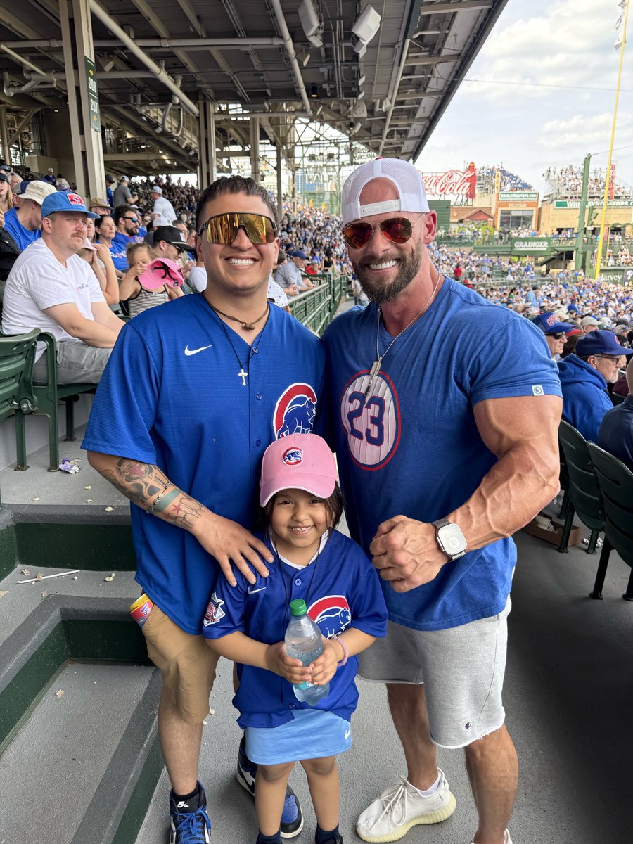 Joey Swoll tweet media