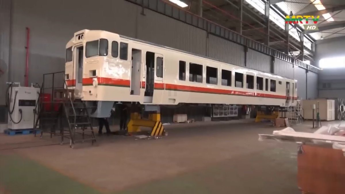 CZ_10ESM3 tweet media